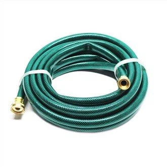 পায়ের পাতার মোজাবিশেষ বাইরে সবুজ পিভিসি গাছ